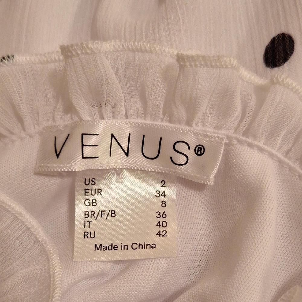 VENUS White Peplum Cold Shoulder Blouse with Ruffles. NWOT Size 2 - Picture 11 of 12